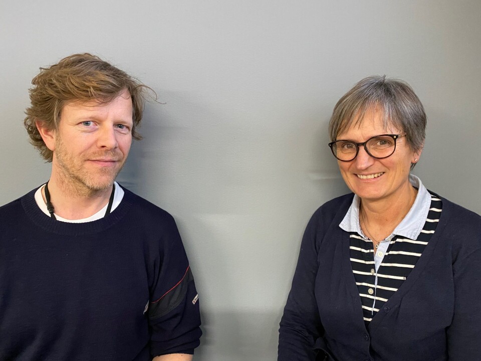 Juridisk rådgiver Lars Engebretsen og forbundsleder Gerty Lund i NFF er fornøyd med at helseminister Bent Høie har kommet med forbud om utenlandsreiser til alt helsepersonell.