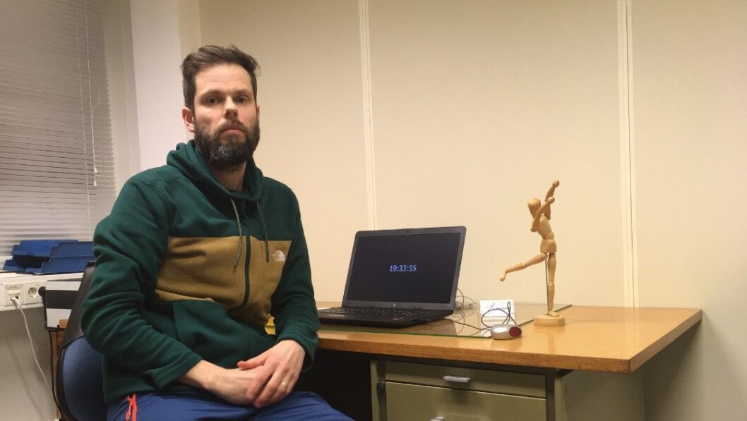 Fysioterapeut Hallgeir Lockertsen og de to kollegaene ved Narvik Helseklinikk stenger fra mandag av fordi de synes det blir etisk vanskelig å håndtere faren for koronasmitte. (Foto: privat) Fysioterapeut Hallgeir Lockertsen og de to kollegaene ved Narvik Helseklinikk stenger fra mandag av fordi de synes det blir etisk vanskelig å håndtere faren for koronasmitte. (Foto: privat)
