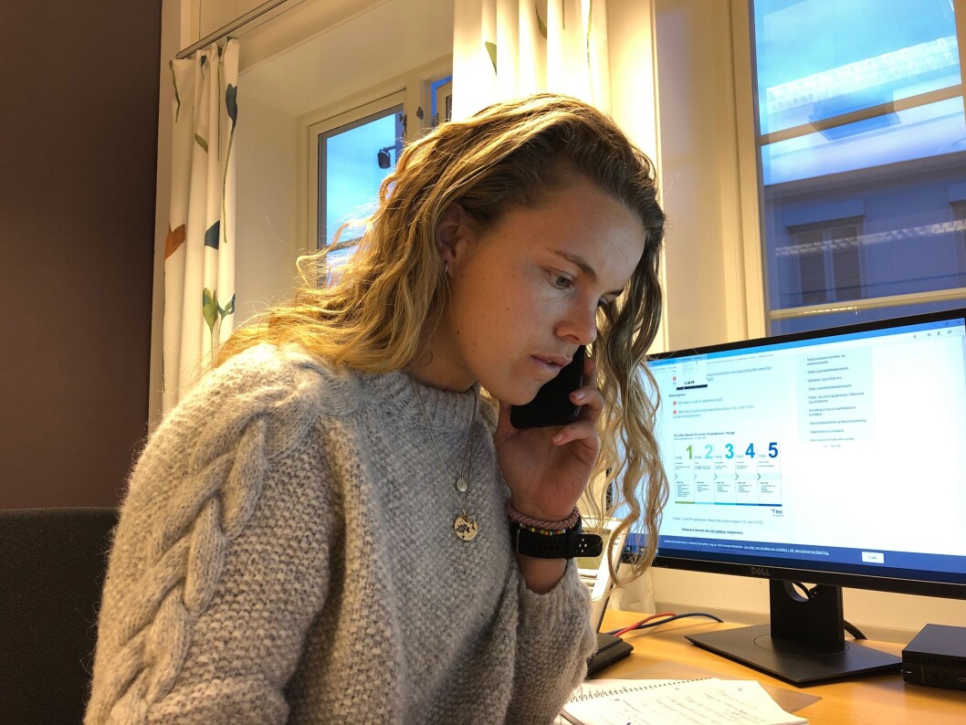 Skolefysioterapeut Anniken Göthner sporer opp folk som har vært i nærkontakt med personer som har testet positivt for koronaviruset. (Foto: privat) Skolefysioterapeut Anniken Göthner sporer opp folk som har vært i nærkontakt med personer som har testet positivt for koronaviruset. (Foto: privat)