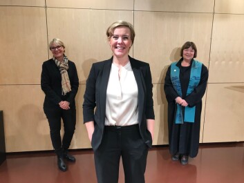 Pedersen med <span>Nina Emaus (t.h) og Tove Aminda Hanssen på behørlig avstand. (Foto:privat)</span> Pedersen med <span>Nina Emaus (t.h) og Tove Aminda Hanssen på behørlig avstand. (Foto:privat)</span>
