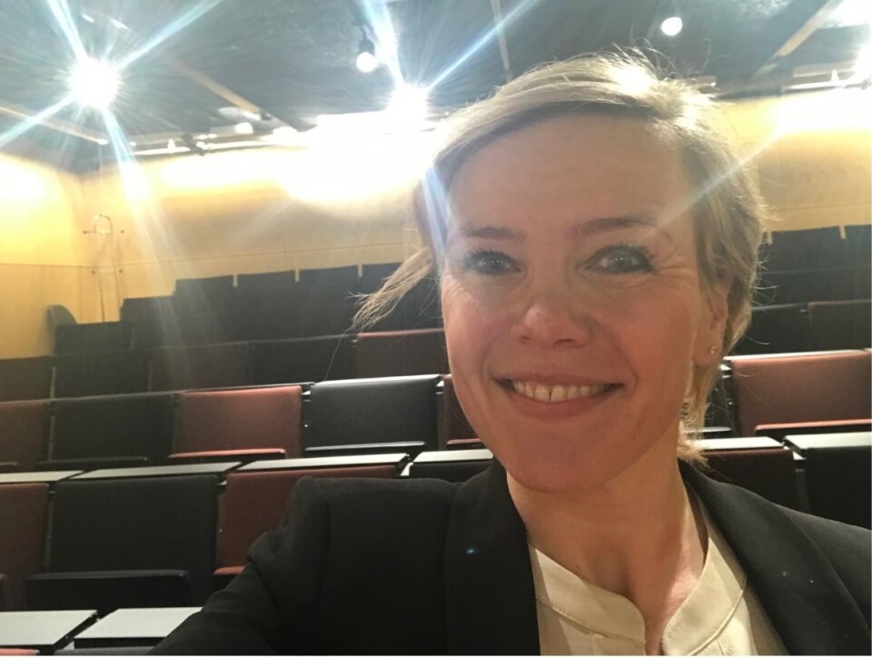Det ble en litt rar setting for fysioterapeut Synne Garder Pedersen da hun disputerte midt under koronakrisen. (Foto: privat)