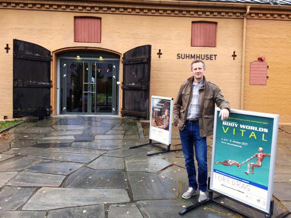 Mener utstilling gir feil informasjon om rygg
