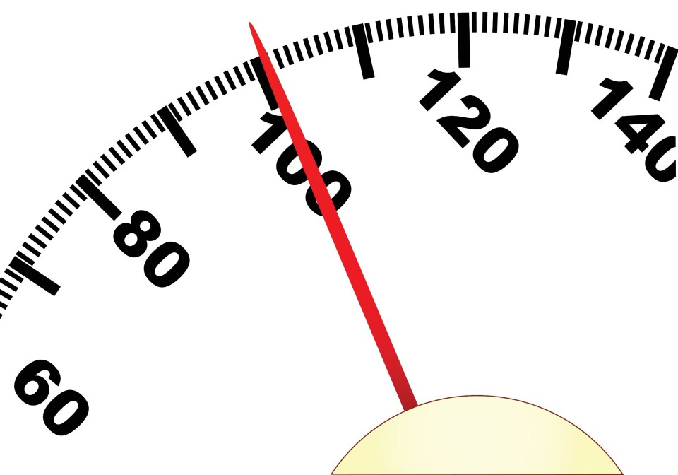 Changes in diet during a lifestyle intervention program for inactive obese