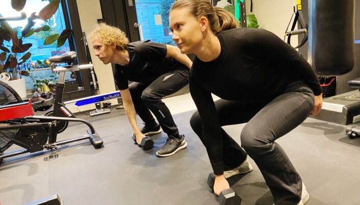 Lene Duus føler hun får god hjelp av fysioterapeut Christoffer Grimmert Hopstock og andre personlige trenere/fysioterapeuter ved Summit. Lene Duus føler hun får god hjelp av fysioterapeut Christoffer Grimmert Hopstock og andre personlige trenere/fysioterapeuter ved Summit.