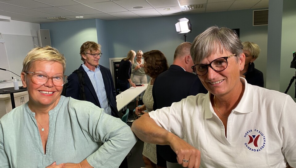Hege Haukli Liadal (til venstre) ga klar beskjed til Gerty Lund under Arendalsuka: - Vi ønsker en egen folkehelseminister, sa Liadal.