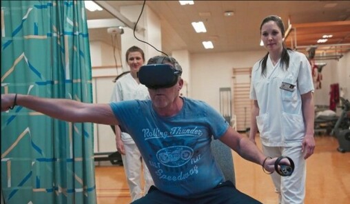Slik opplevde hjerneslagpasienter VR som fysioterapitiltak i rehabilitering