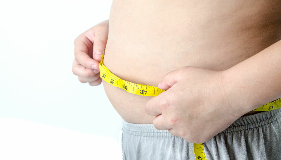Systematisk måling av vekt kan skape økt selvbevissthet og større misnøye med egen kropp blant barn og unge, ifølge internasjonal forskning.