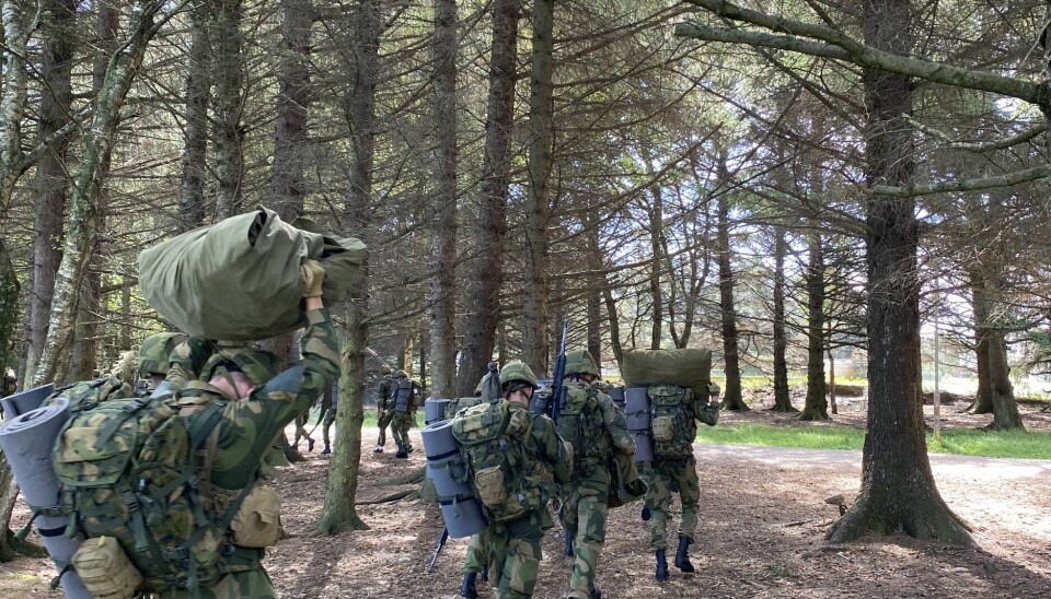 Soldatene i Forsvaret utsettes tidvis for en høy fysisk belastning