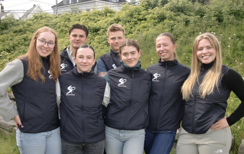 Fysioterapistudenter på Brain Camp Alumni: 1.rekke, fra venstre: Julie Bådstangen, Martine Anvik, Lise Thorsen, Julie Amalie Spydevold og Marie Eide Johansen. 2.rekke, fra venstre: Audun Syvertsen og Moritz Michaelis